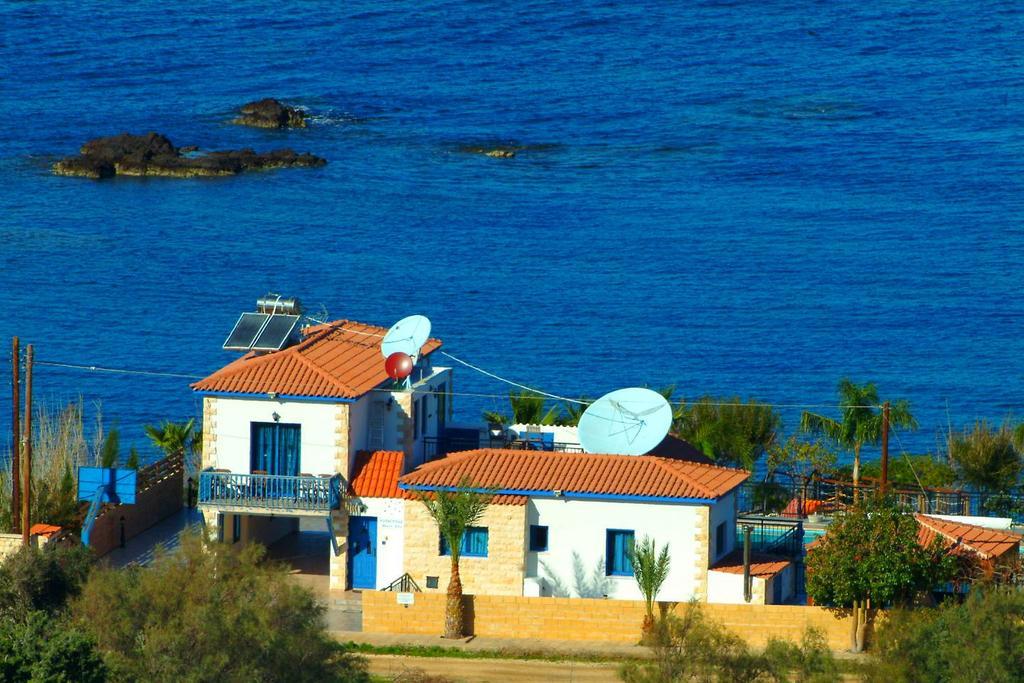 Astrofegia Beachfront Villa Pomos Room photo