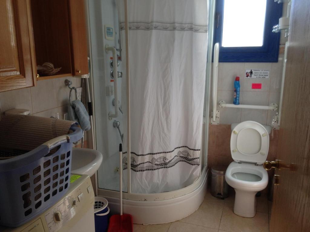 Astrofegia Beachfront Villa Pomos Room photo